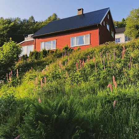 Appartamento Peaceful Fjord Hideaway Close To Geiranger, Trollstigen And Alesund Dyrkorn