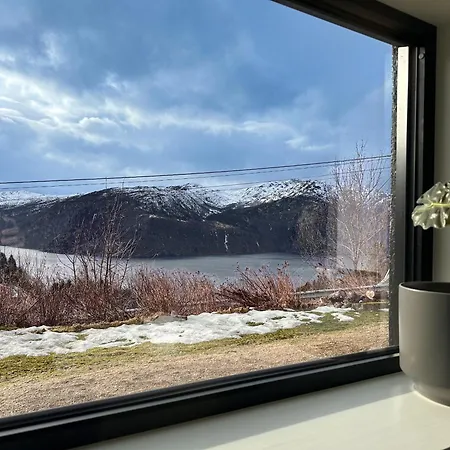 Peaceful Fjord Hideaway Close To Geiranger, Trollstigen And Alesund Dyrkorn