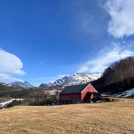 Peaceful Fjord Hideaway Close To Geiranger, Trollstigen And Alesund * Dyrkorn